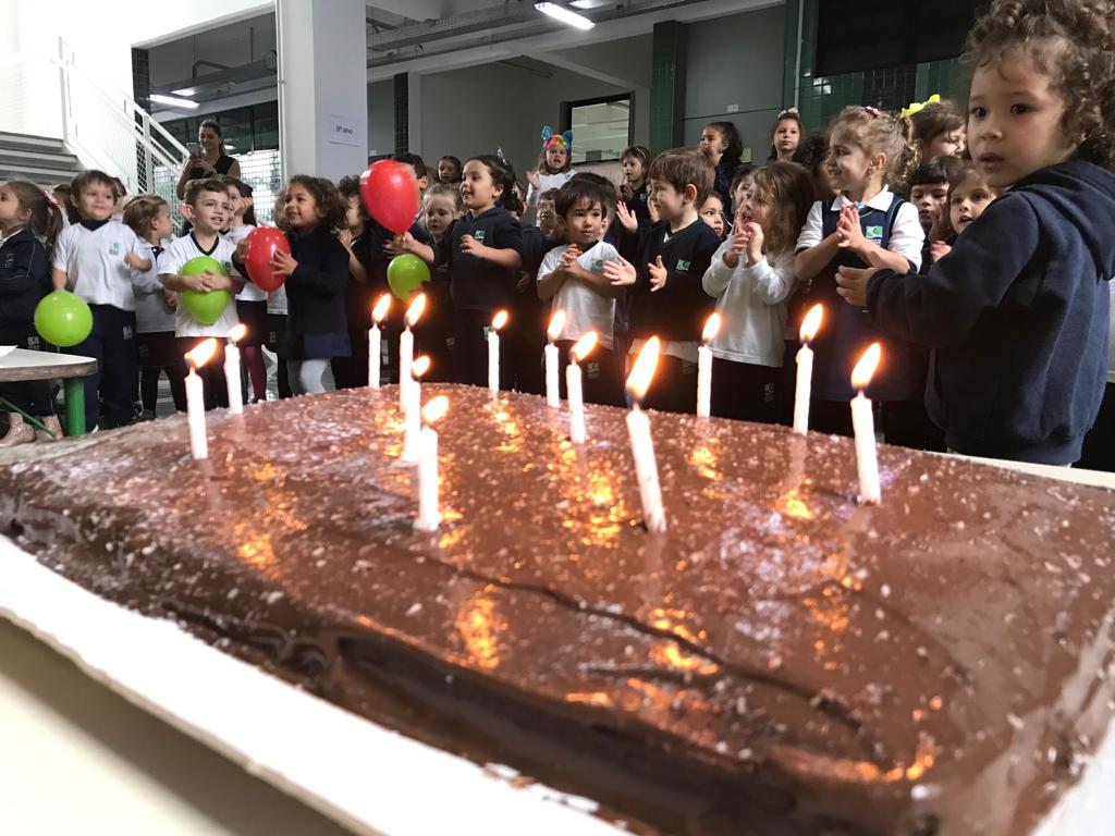 Do Infantil I ao Infantil V, muita festa depois de uma semana estudando os símbolos de Curitiba