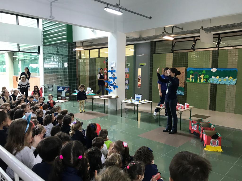 Do Infantil I ao Infantil V, muita festa depois de uma semana estudando os símbolos de Curitiba