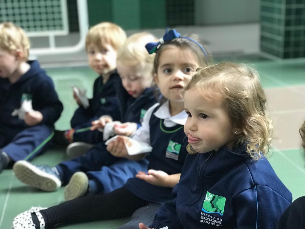 Do Infantil I ao Infantil V, muita festa depois de uma semana estudando os símbolos de Curitiba