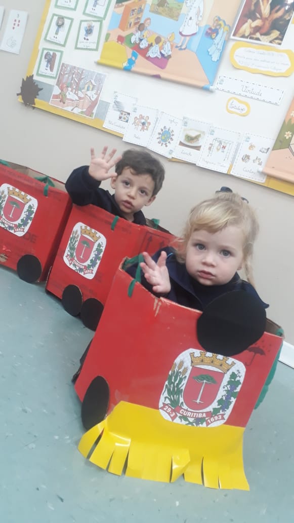Do Infantil I ao Infantil V, muita festa depois de uma semana estudando os símbolos de Curitiba
