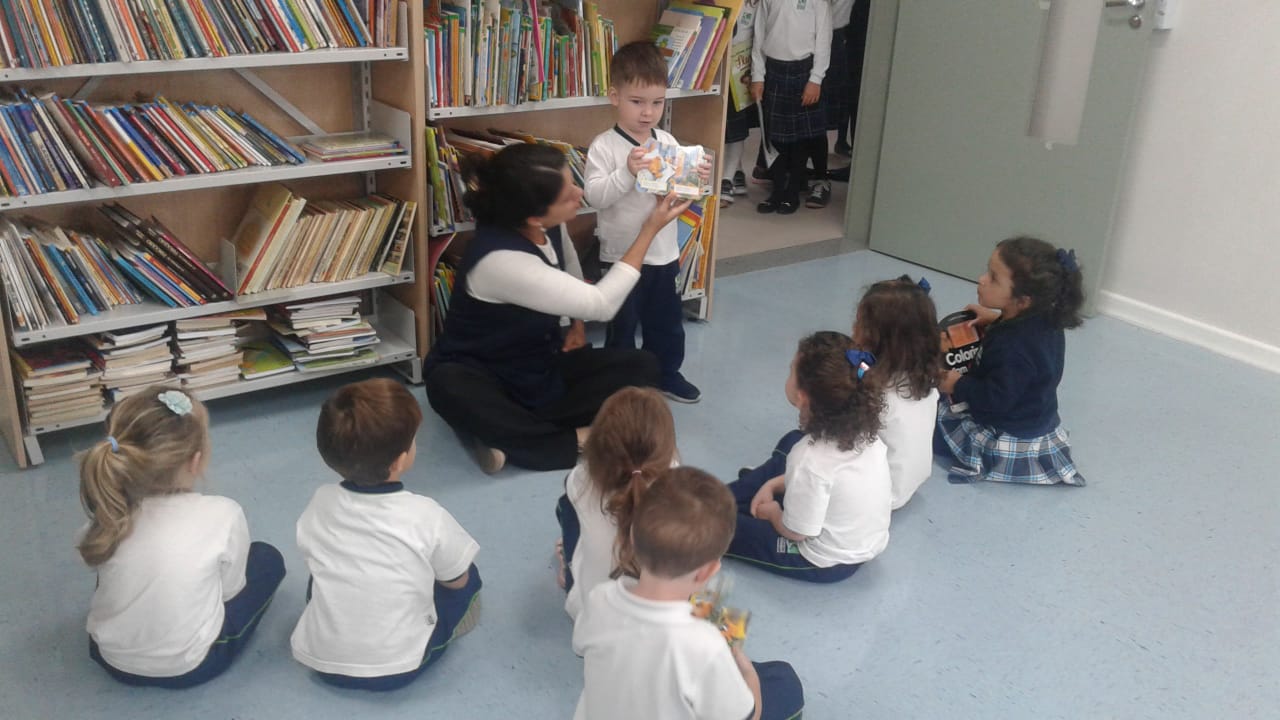 Do Infantil I ao Infantil V, muita festa depois de uma semana estudando os símbolos de Curitiba